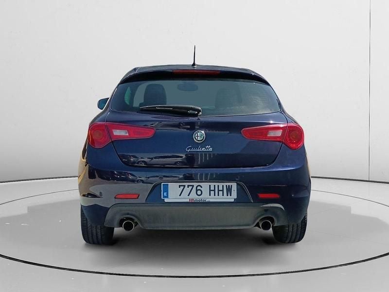 Usado Alfa Romeo Giulietta Distinctive 141 CV (103 kW) 2012 Azul Utilitario