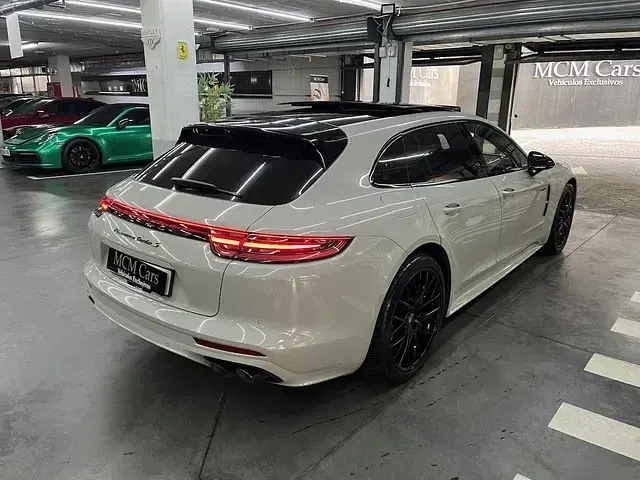 Usado Porsche Panamera Turbo S E-Hybrid 680 CV (500 kW) 2019 Blanco Utilitario