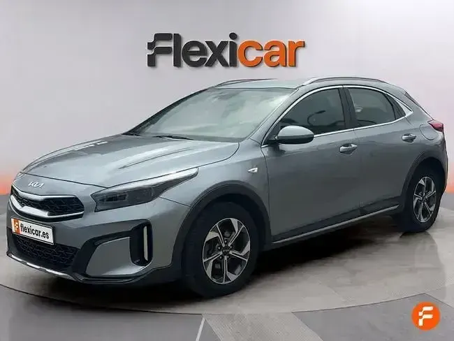Usado Kia XCeed 120 CV (88 kW) 2022 Gris SUV