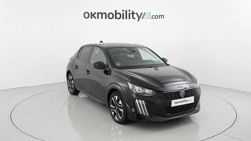 Usado Peugeot 208 Allure 100 CV (73 kW) 2024 Negro perla nera Utilitario