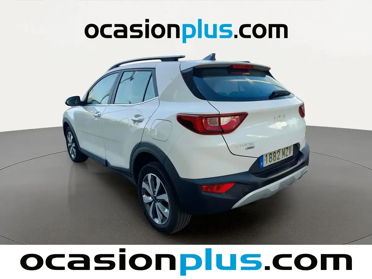 Usado Kia Stonic 101 CV (74 kW) 2025 Blanco SUV