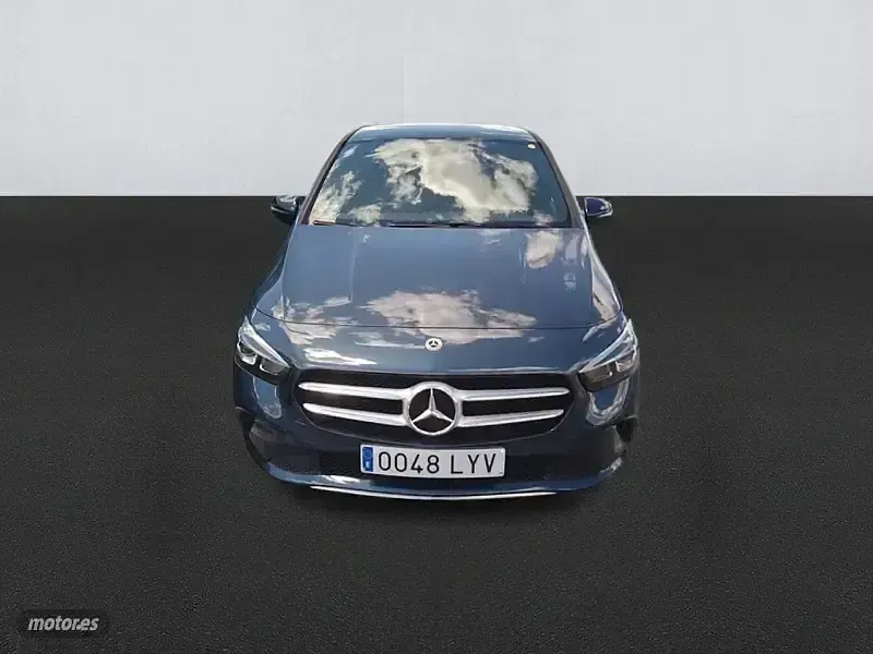 Usado Mercedes B200 150 CV (110 kW) 2022 Azul Utilitario