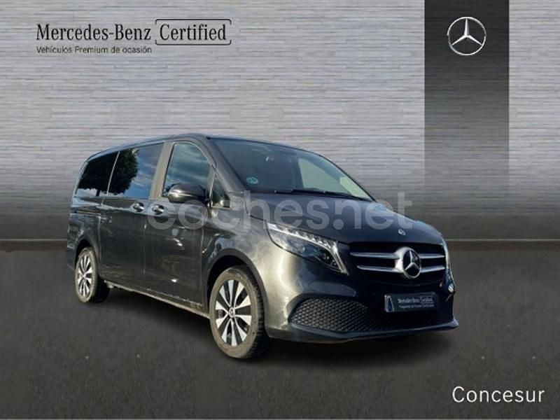 Usado Mercedes V250 190 CV (139 kW) 2023 Gris / plata Monovolumen