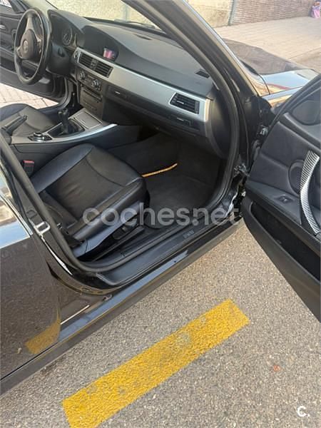 Usado BMW 320 177 CV (130 kW) 2011 Negro Berlina
