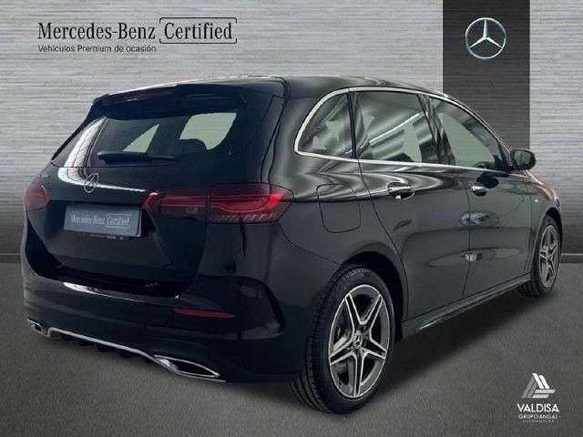 Usado Mercedes B250e AMG line 218 CV (160 kW) 2025 Negro noche Monovolumen