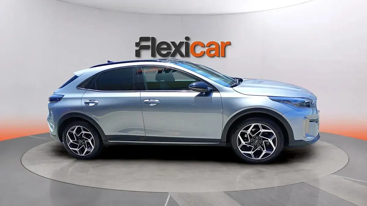 Usado Kia XCeed GT-Line 120 CV (88 kW) 2023 Gris SUV