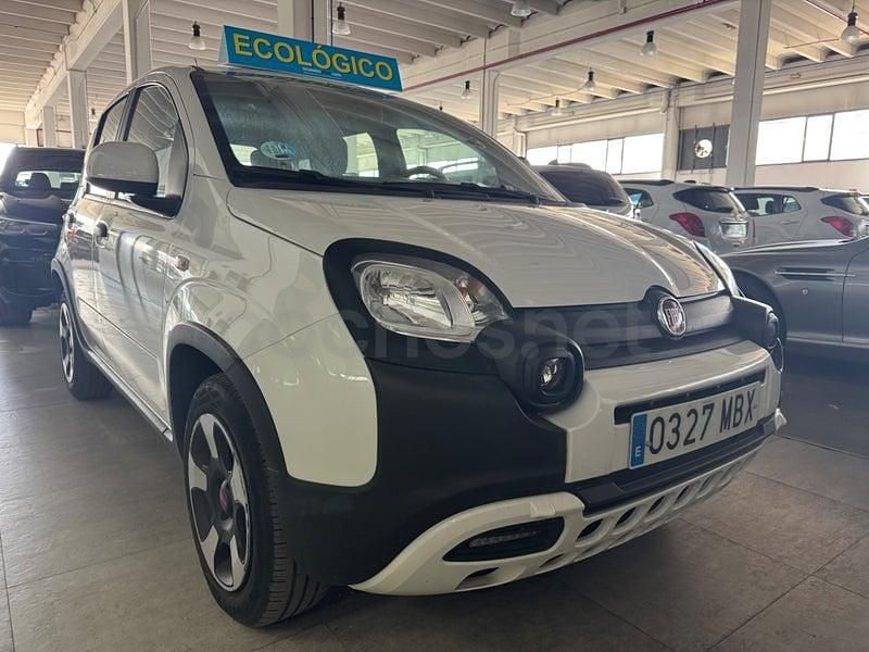 Usado Fiat Panda Cross Cross 70 CV (51 kW) 2022 Blanco Utilitario