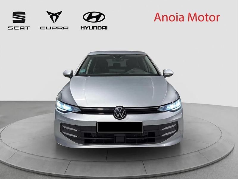 Usado VW Golf VIII 115 HP (84 kW) 2025 Prateado Sedan