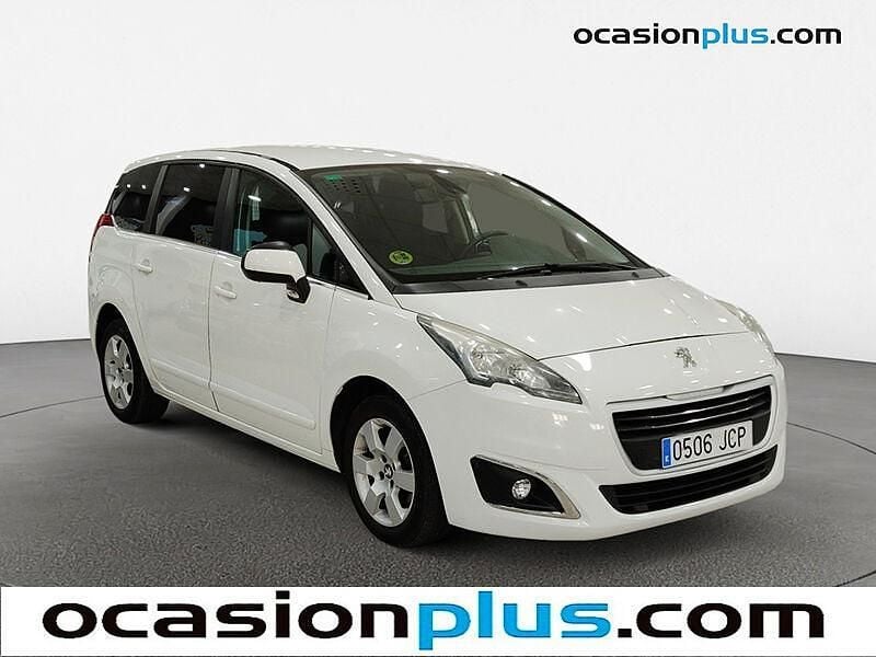 Usado Peugeot 5008 Active 115 HP (84 kW) 2015 Branco Monovolume