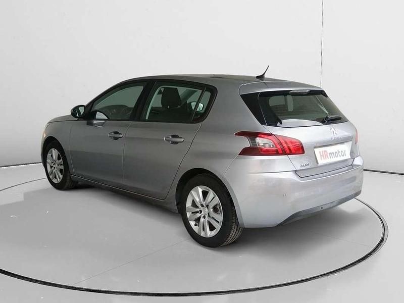 Usado Peugeot 308 Allure 111 CV (81 kW) 2020 Blanco Utilitario
