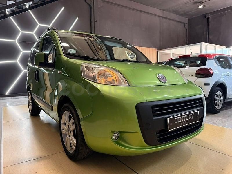 Usado Fiat Qubo Dynamic 75 CV (55 kW) 2013 Verde Monovolumen