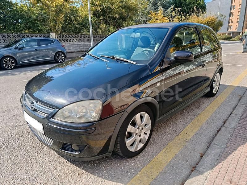 Negro Usado 2006 Opel Corsa Berlina | 1200 € (Buen precio) - Imagen 1/4