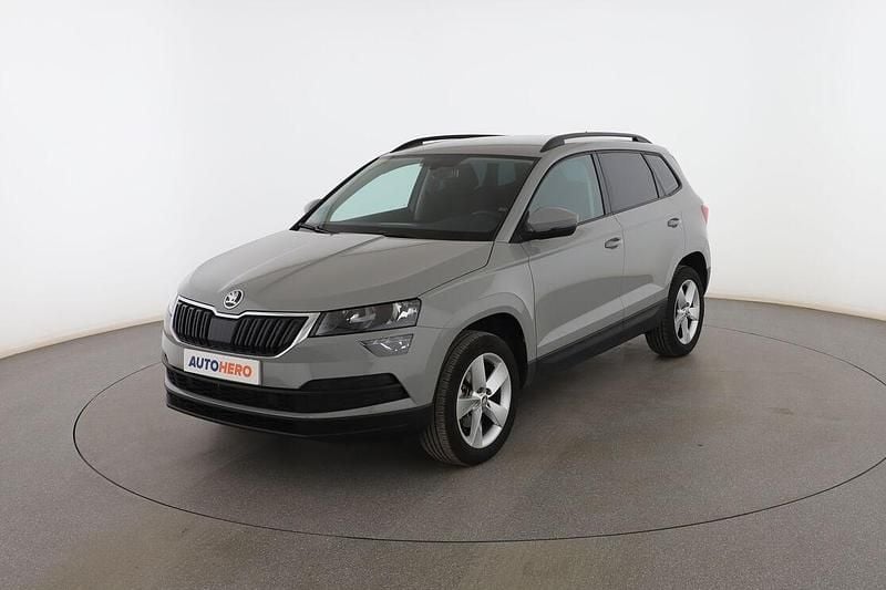 Gris Usado 2020 Skoda Karoq Ambition SUV | 20.599 € (Precio justo) - Imagen 1/3