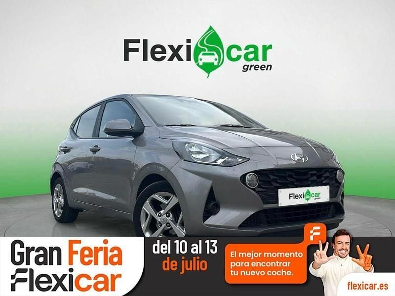 Gris Usado 2022 Hyundai i10 Utilitario | 10.990 € (Precio justo) - Imagen 1/4