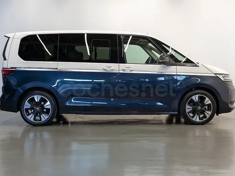 Usado VW Multivan Style 150 CV (110 kW) 2024 Blanco Monovolumen