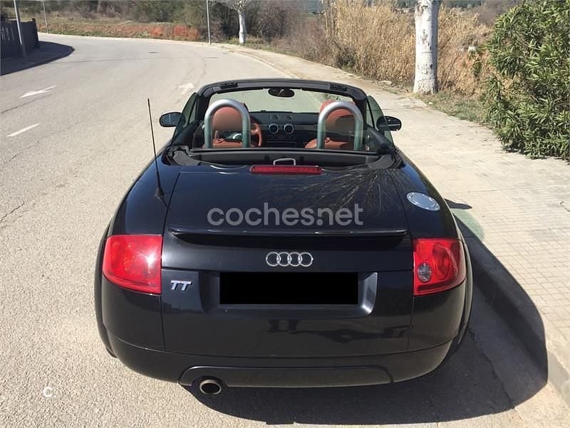 Usado Audi TT Roadster 180 CV (132 kW) 2003 Negro Descapotable