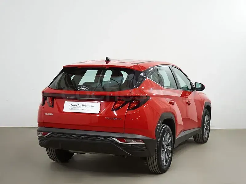 Usado Hyundai Tucson 150 CV (110 kW) 2022 Rojo SUV