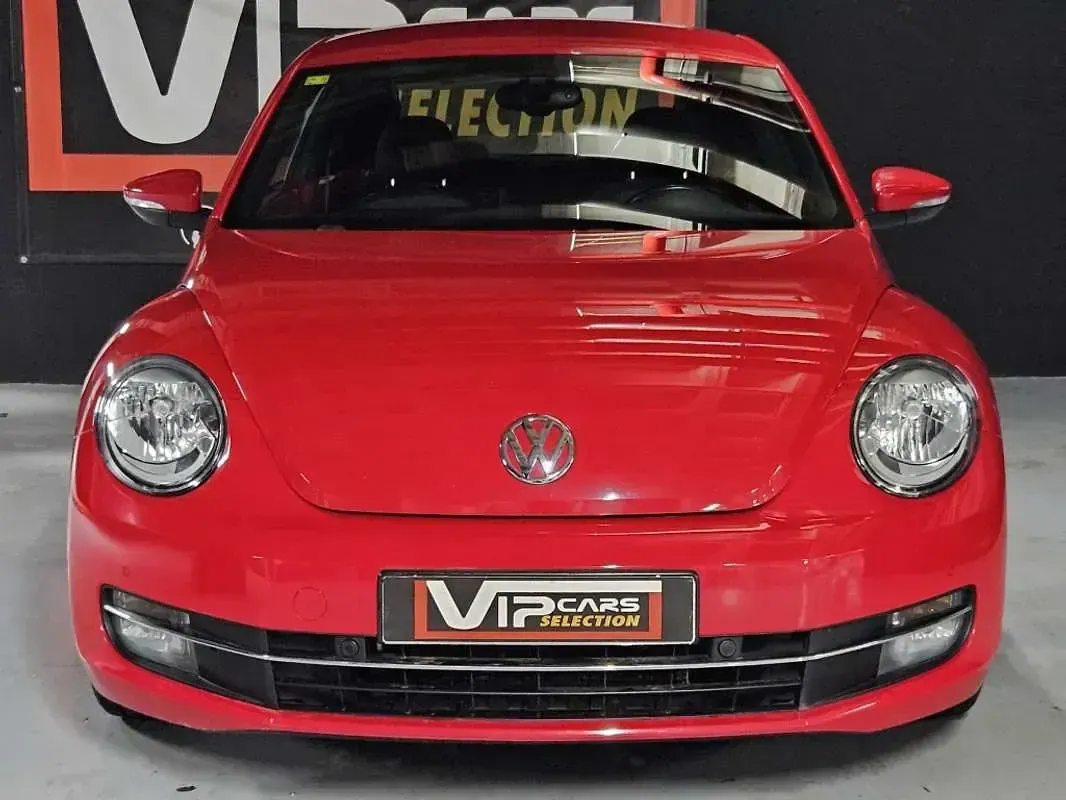 Usado VW Beetle 105 CV (77 kW) 2012 Rojo Utilitario