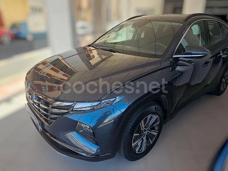 Gris / plata Usado 2023 Hyundai Tucson SUV | 23.650 € (Precio justo) - Imagen 1/4