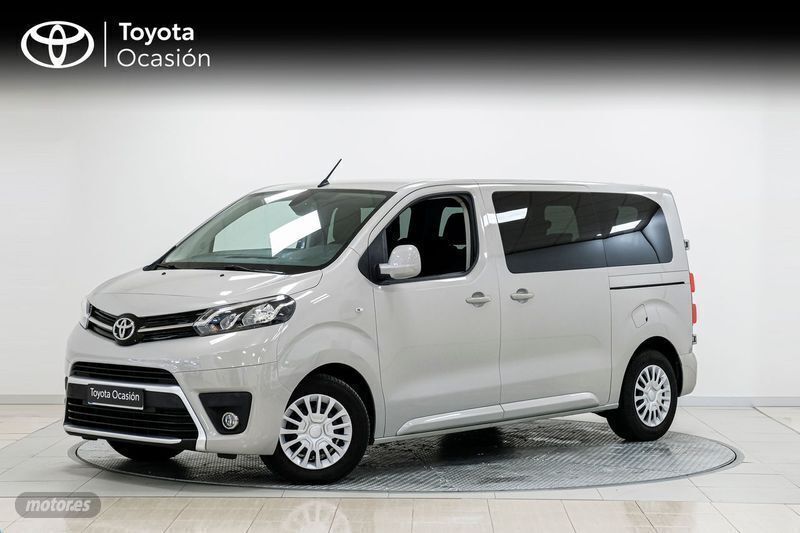 Gris Usado 2022 Toyota Proace Verso Familiar | 31.600 € (Caro) - Imagen 1/4