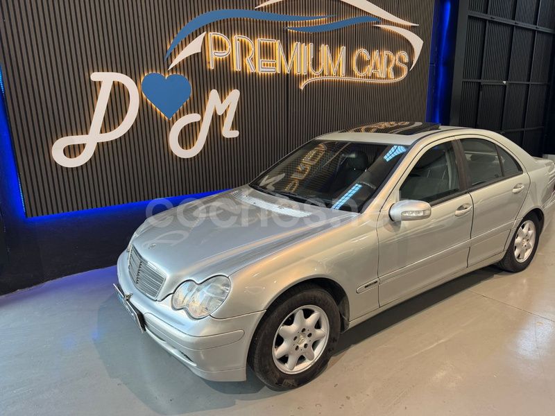 Gris / plata Usado 2001 Mercedes C220 Elegance Familiar | 2999 € (Precio justo) - Imagen 1/4