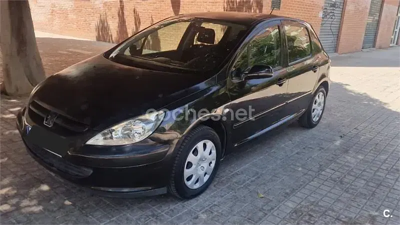 Usado Peugeot 307 110 CV (80 kW) 2006 Negro Berlina