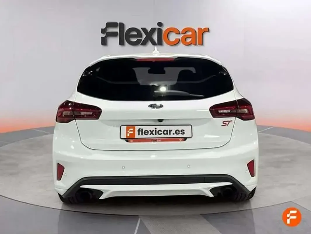 Usado Ford Focus ST 280 CV (205 kW) 2025 Blanco Utilitario