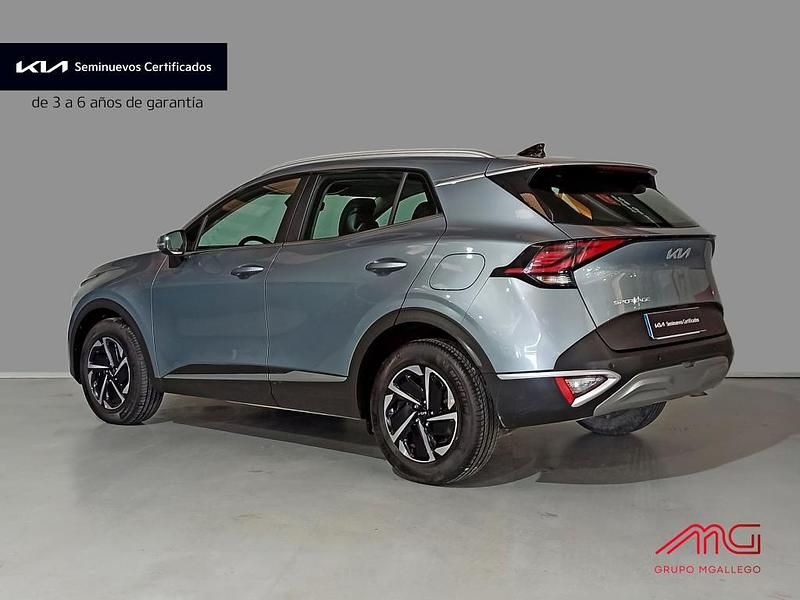 Usado Kia Sportage 150 CV (110 kW) 2024 Lunar silver (css) SUV