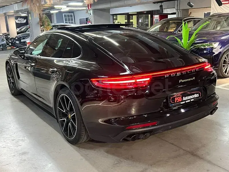 Usado Porsche Panamera 4 Executive 462 CV (339 kW) 2018 Negro Berlina