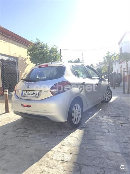 Usado Peugeot 208 Business-Line 68 CV (50 kW) 2016 Gris / plata Utilitario