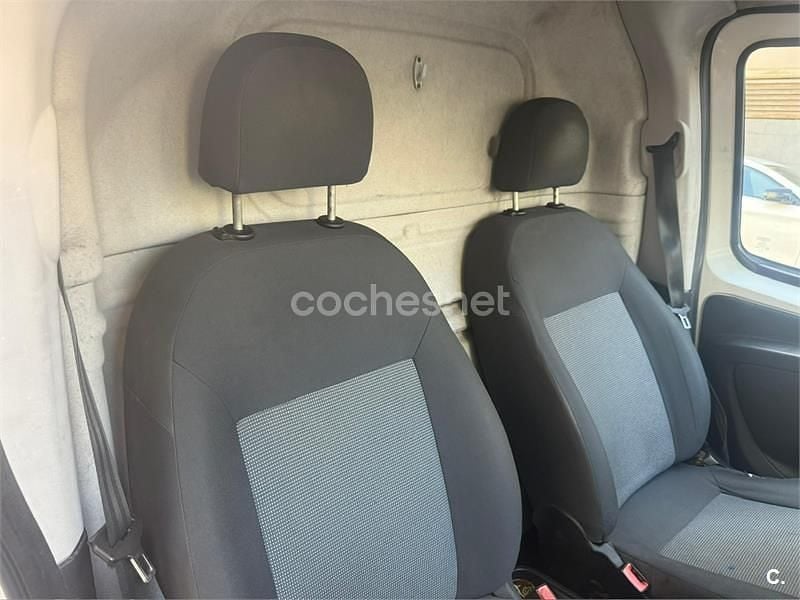 Usado Peugeot Bipper Access 75 CV (55 kW) 2015 Blanco Monovolumen