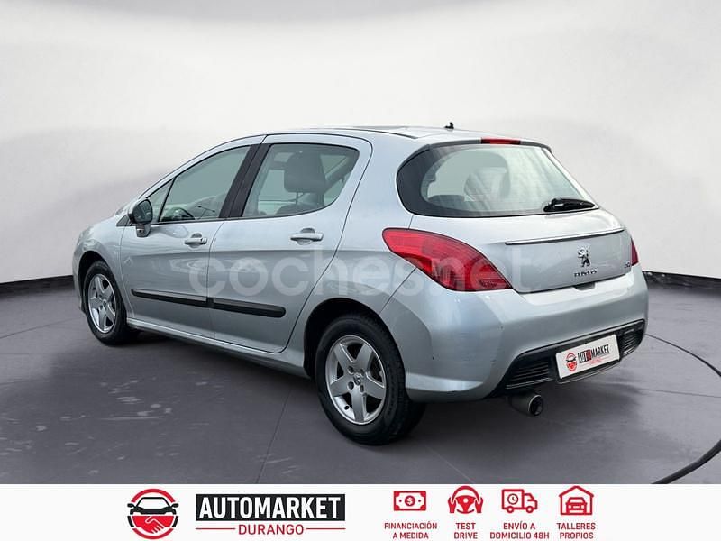 Usado Peugeot 308 Allure 120 CV (88 kW) 2011 Gris / plata Berlina