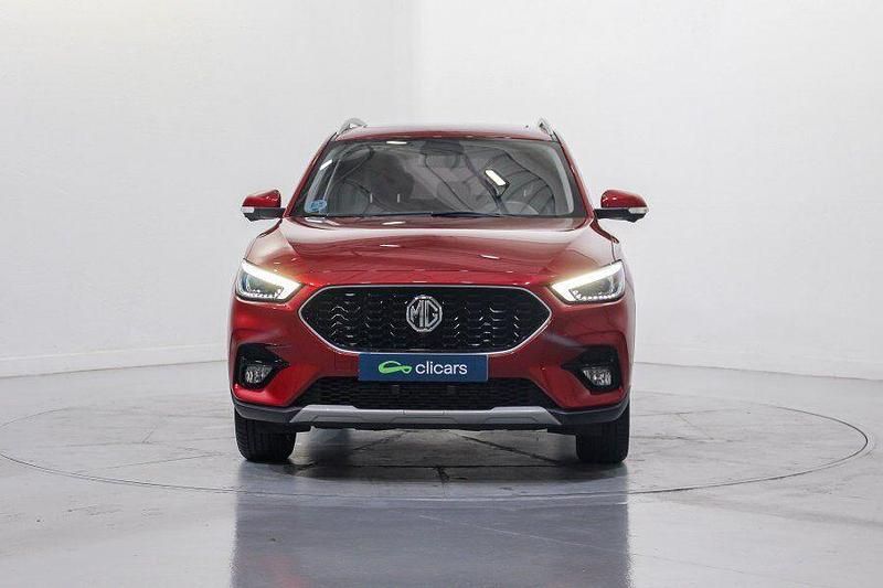 Usado MG ZS Luxury 111 CV (81 kW) 2023 Rojo SUV