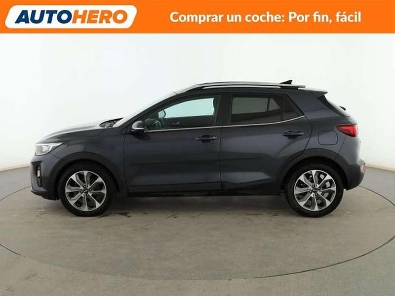 Usado Kia Stonic 120 CV (88 kW) 2019 Gris SUV