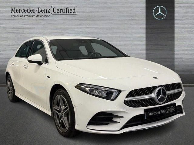 Usado Mercedes A250 218 CV (160 kW) 2021 Blanco polar