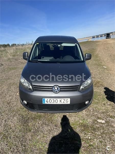 Usado VW Caddy Comfortline 102 CV (75 kW) 2011 Gris / plata Monovolumen