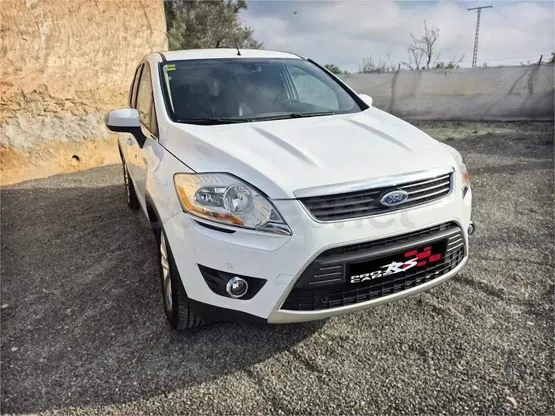 Usado Ford Kuga Titanium 163 CV (119 kW) 2010 Blanco SUV