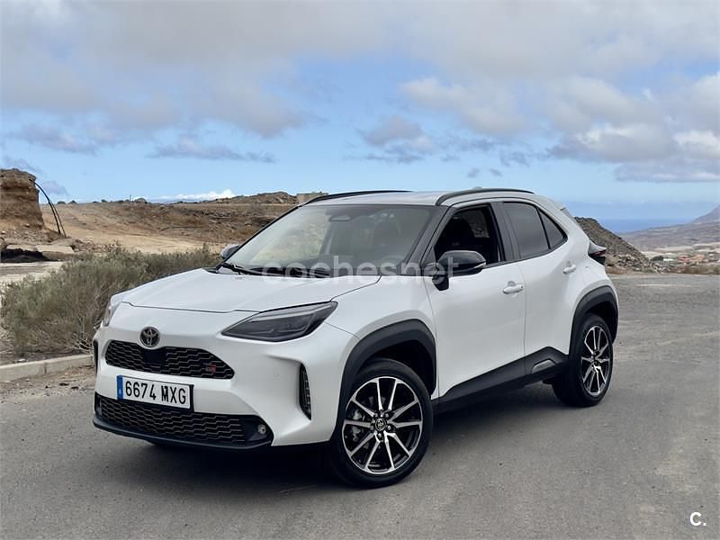 Blanco Usado 2024 Toyota Yaris Cross Sport SUV | 27.500 € - Imagen 1/4