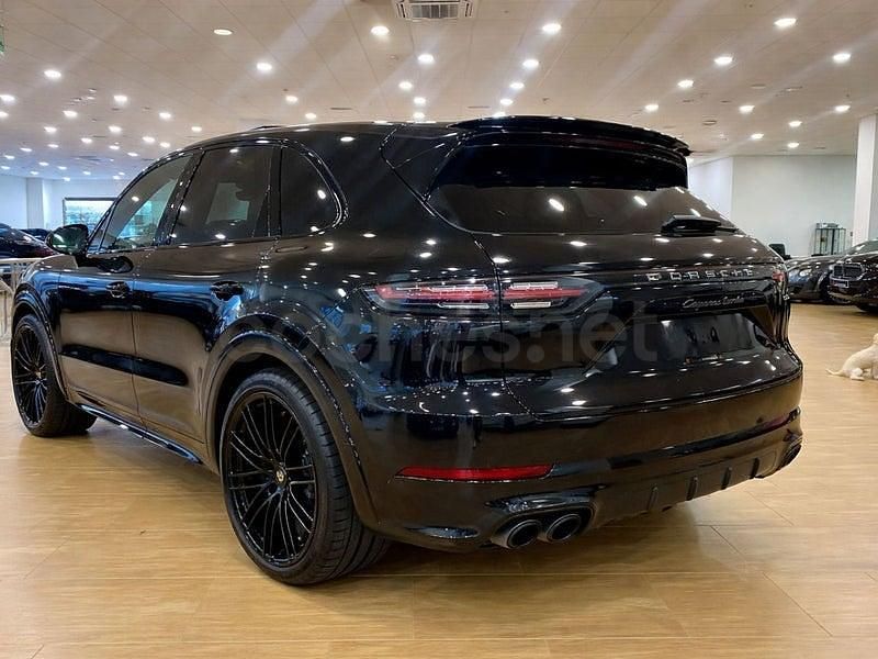Usado Porsche Cayenne Turbo 550 CV (404 kW) 2019 Negro SUV