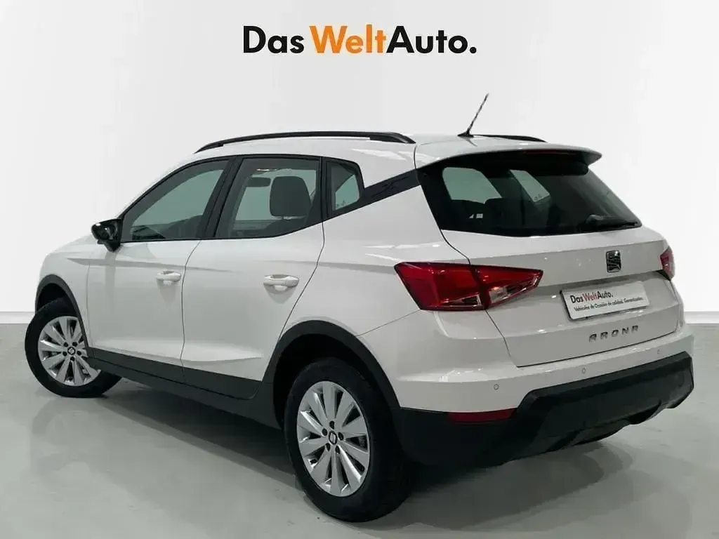 Usado Seat Arona Ecomotive 115 CV (84 kW) 2020 Blanco SUV
