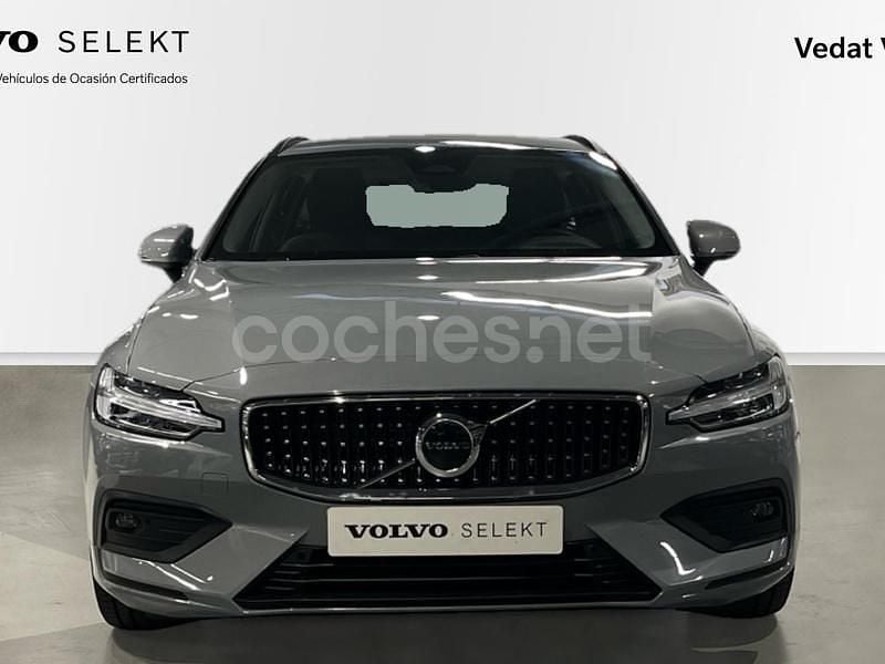 Nuevo Volvo V60 Core 197 CV (144 kW) 2025 Gris / plata Familiar