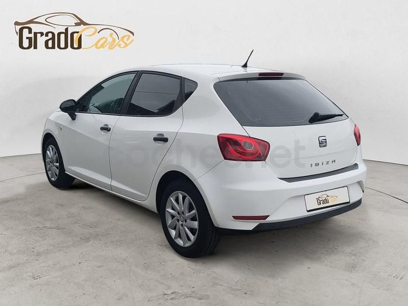 Usado Seat Ibiza Reference 95 CV (69 kW) 2017 Blanco Berlina