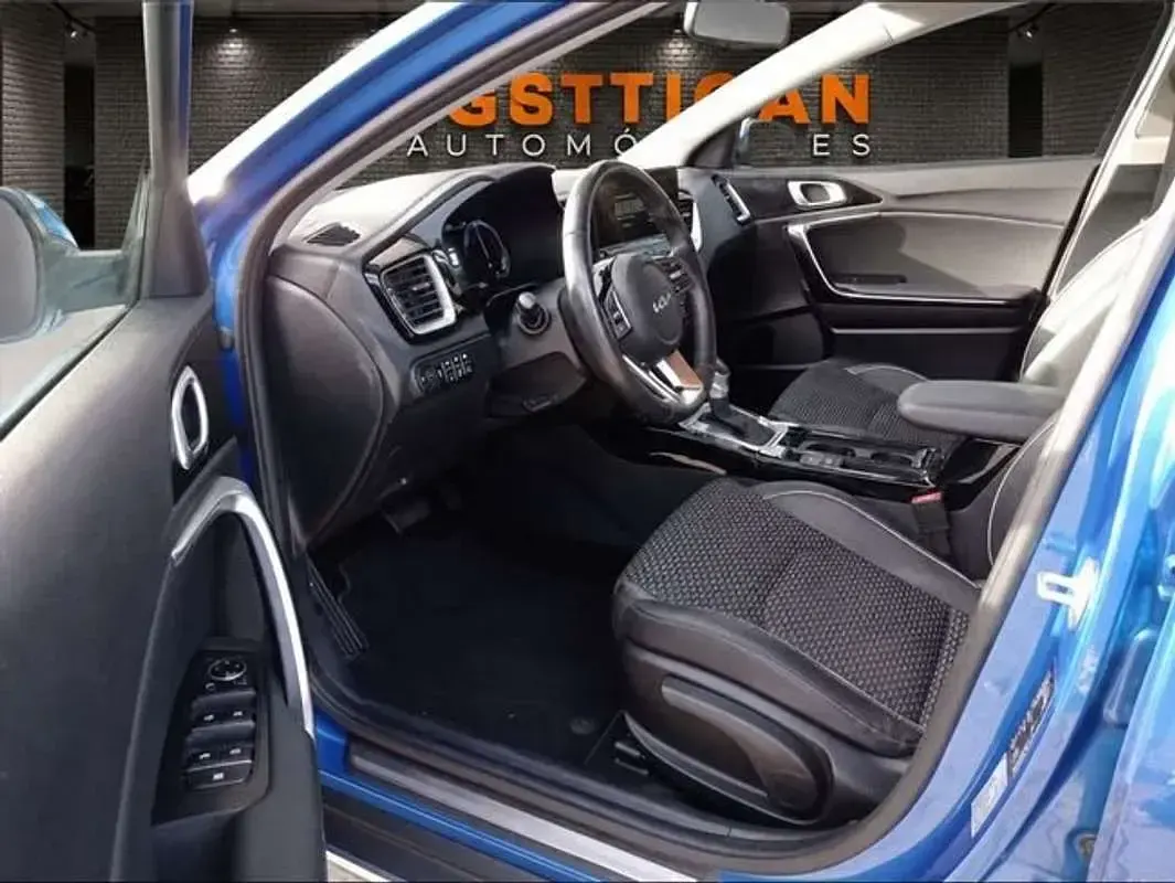 Usado Kia XCeed 141 CV (103 kW) 2022 Azul SUV