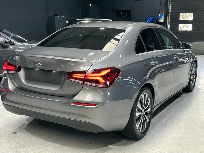 Usado Mercedes A220 190 CV (139 kW) 2021 Gris / plata Berlina