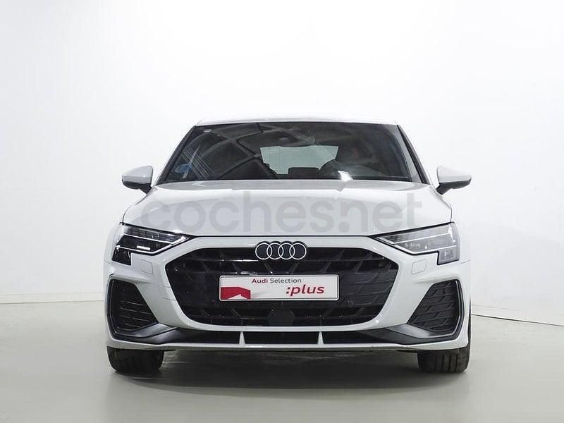 Usado Audi A3 S-Line 150 CV (110 kW) 2025 Blanco Berlina
