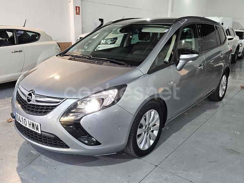 Gris / plata Usado 2015 Opel Zafira Tourer Selective Monovolumen | 9990 € (Precio justo) - Imagen 1/4