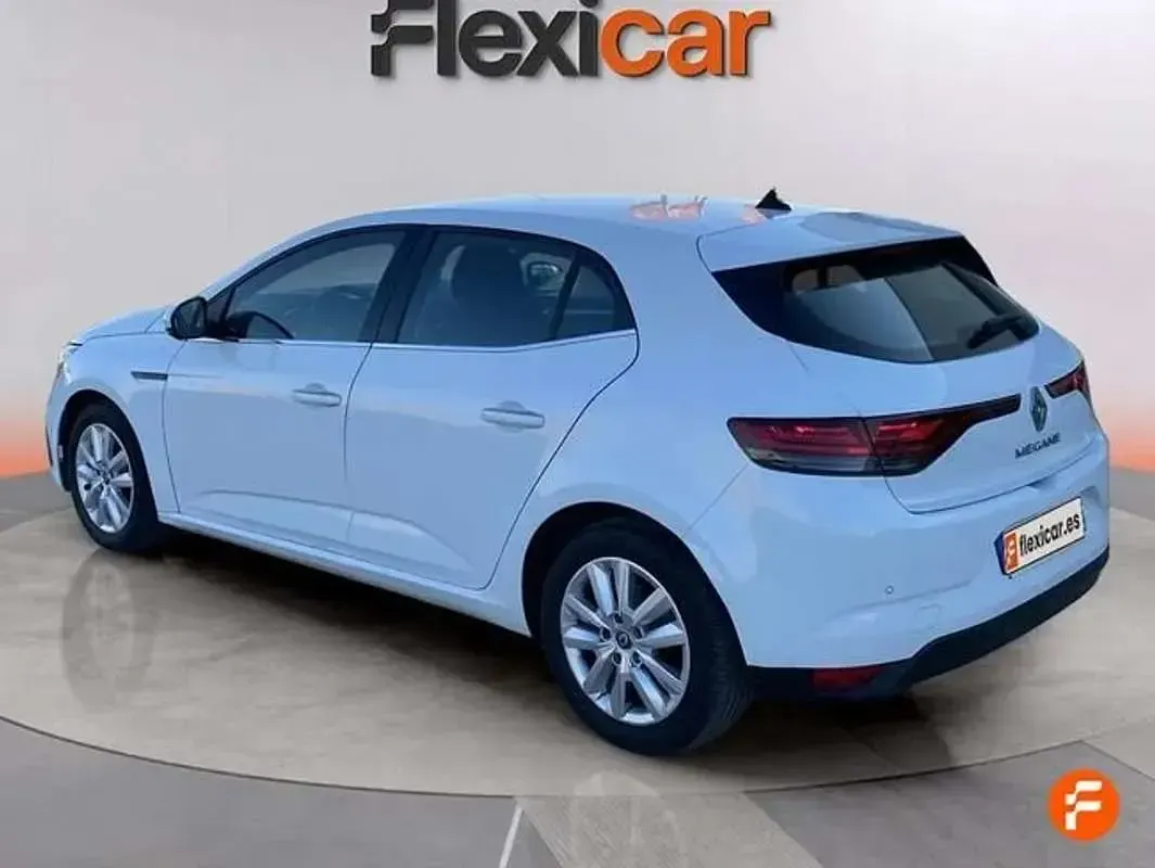 Usado Renault Mégane IV Business 116 CV (85 kW) 2021 Blanco Utilitario