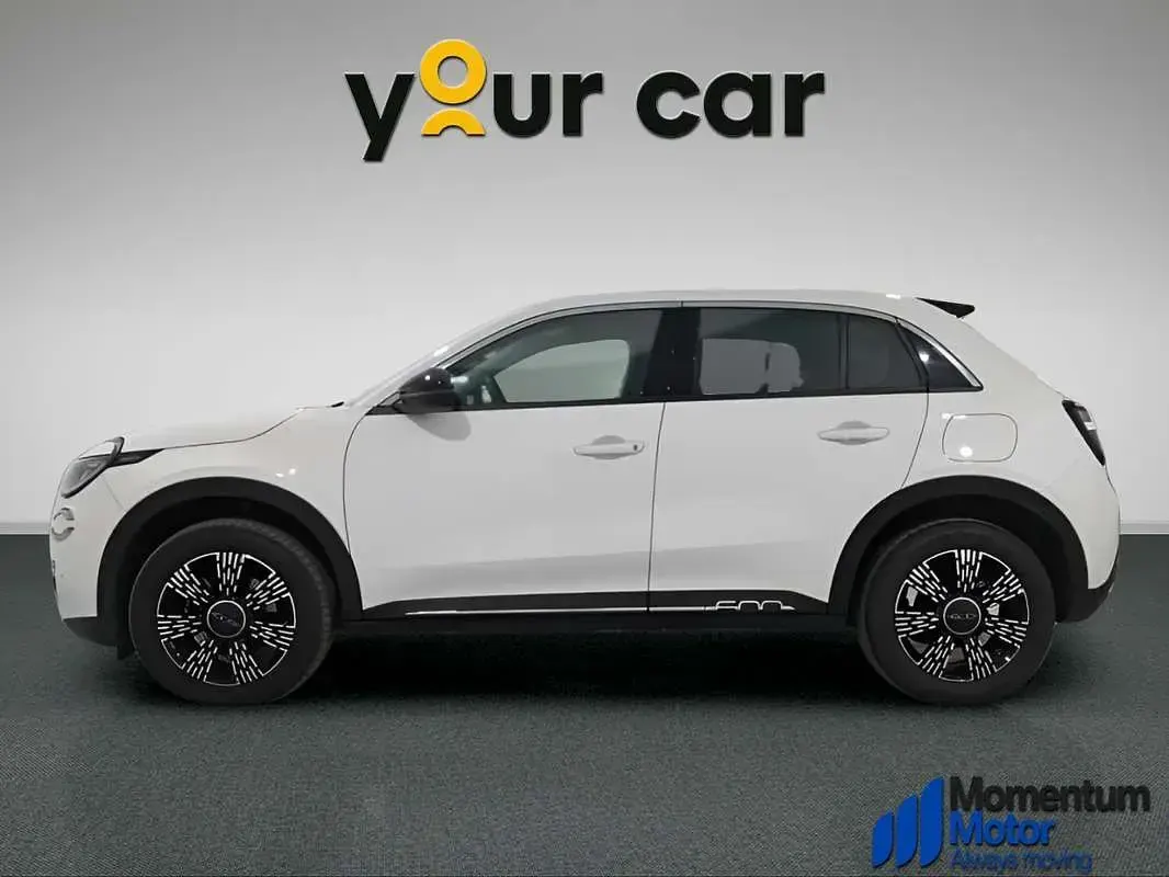 Usado Fiat 600 144 CV (105 kW) 2025 Blanco SUV