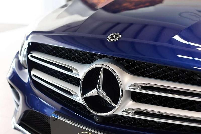 Usado Mercedes GLC250 204 CV (150 kW) 2019 Azul SUV