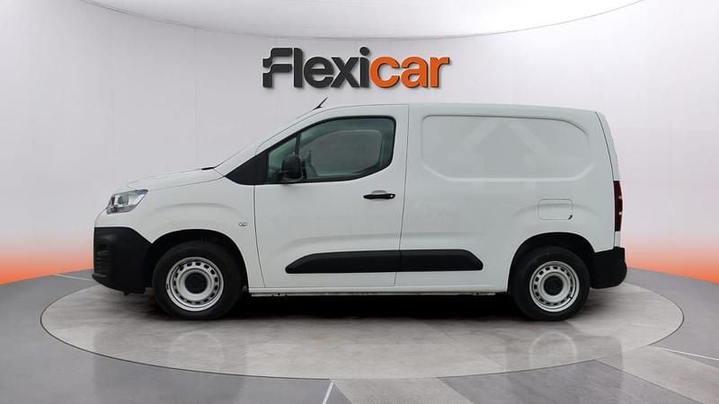 Usado Citroën Berlingo Live 103 CV (75 kW) 2020 Blanco Monovolumen
